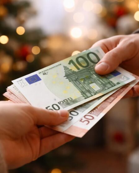 découvrez le montant exact de la prime de noël pôle emploi pour l'année 2026 et les conditions d'éligibilité pour en bénéficier.